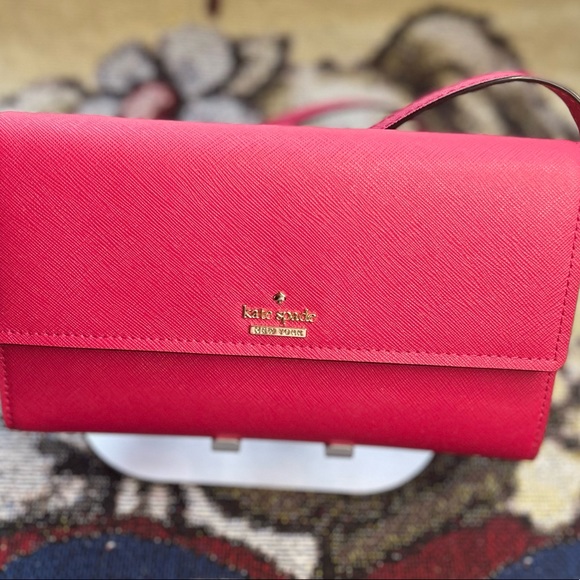 kate spade Handbags - Pink Kate Spade crossbody